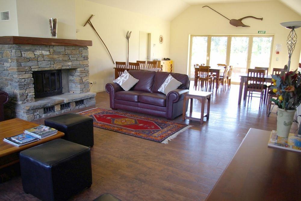 Maple Lodge Luxury Bed & Breakfast Albert Town Εξωτερικό φωτογραφία
