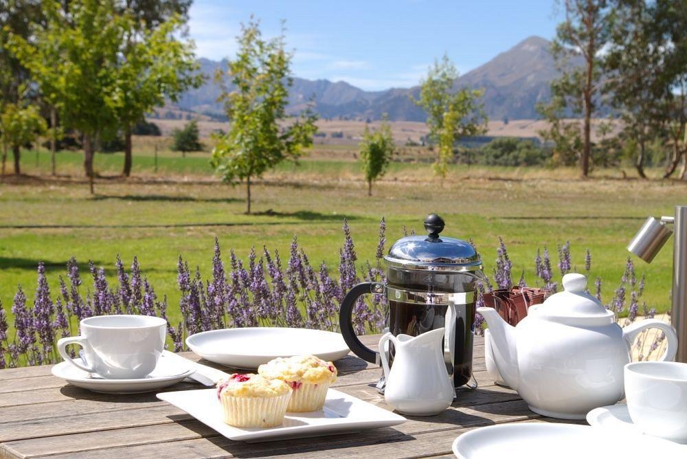 Maple Lodge Luxury Bed & Breakfast Albert Town Εξωτερικό φωτογραφία