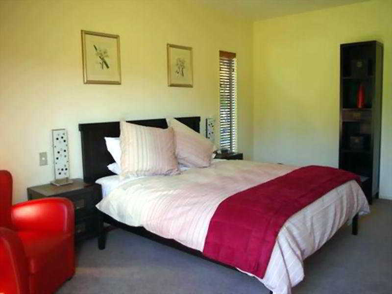 Maple Lodge Luxury Bed & Breakfast Albert Town Εξωτερικό φωτογραφία