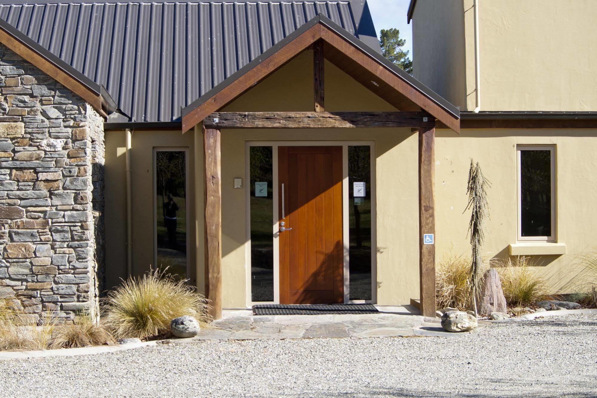 Maple Lodge Luxury Bed & Breakfast Albert Town Εξωτερικό φωτογραφία