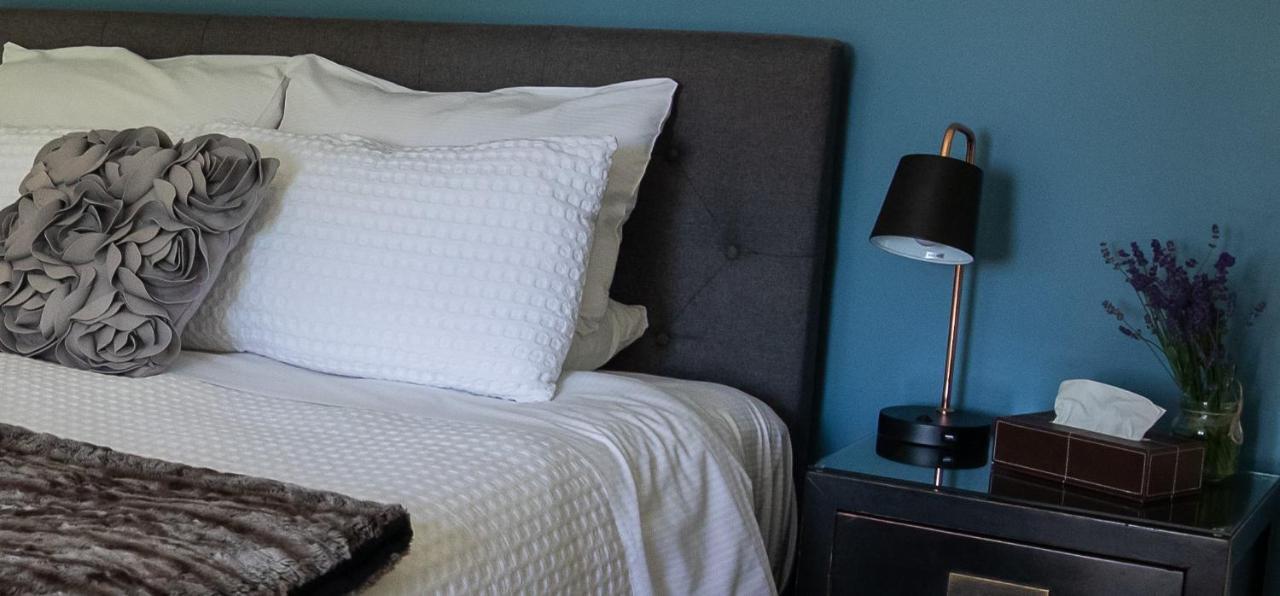 Maple Lodge Luxury Bed & Breakfast Albert Town Εξωτερικό φωτογραφία